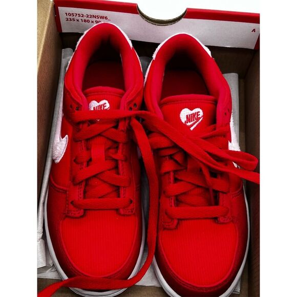 Nike Dunk Low Kids 1Y Valentine's Day Red/White Sneakers - Picture 13 of 16
